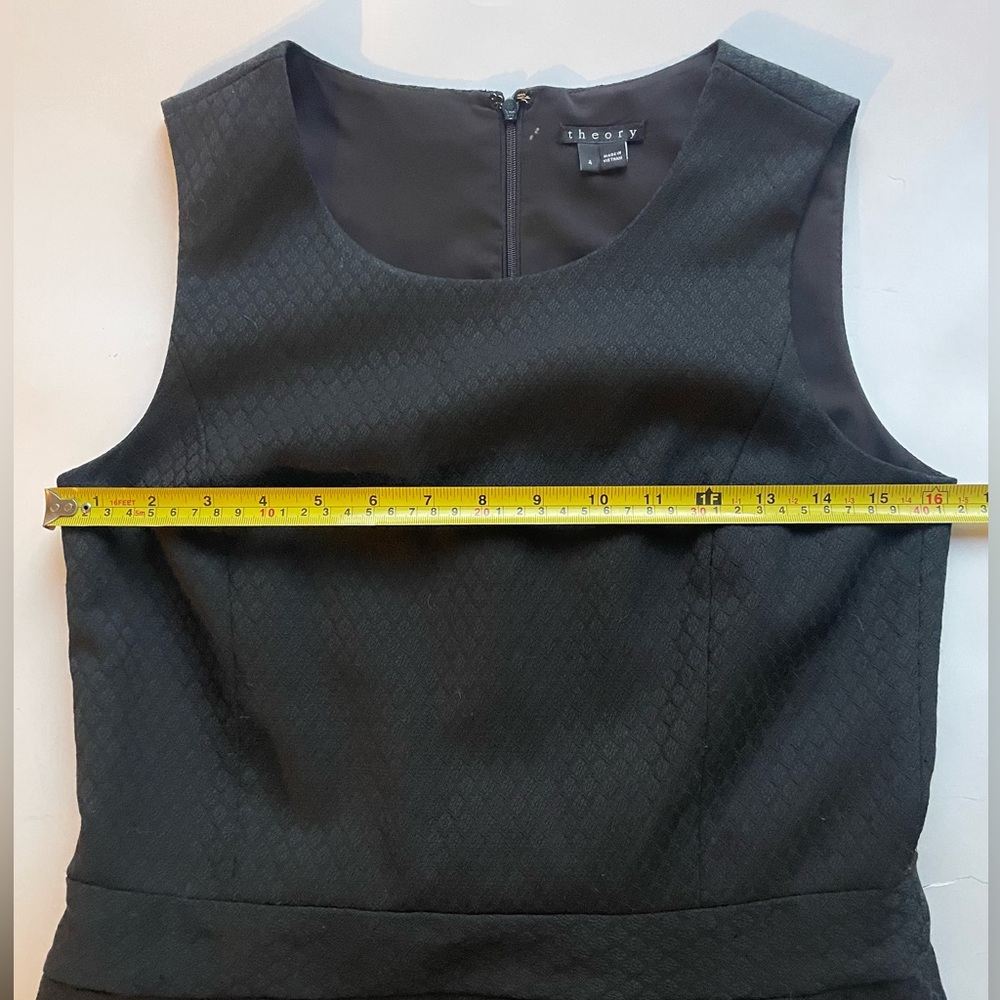 THEORY Quinten Amata Black Textured Sleeveless Fit & Flare Dress – Size 4 - Picture 7 of 8